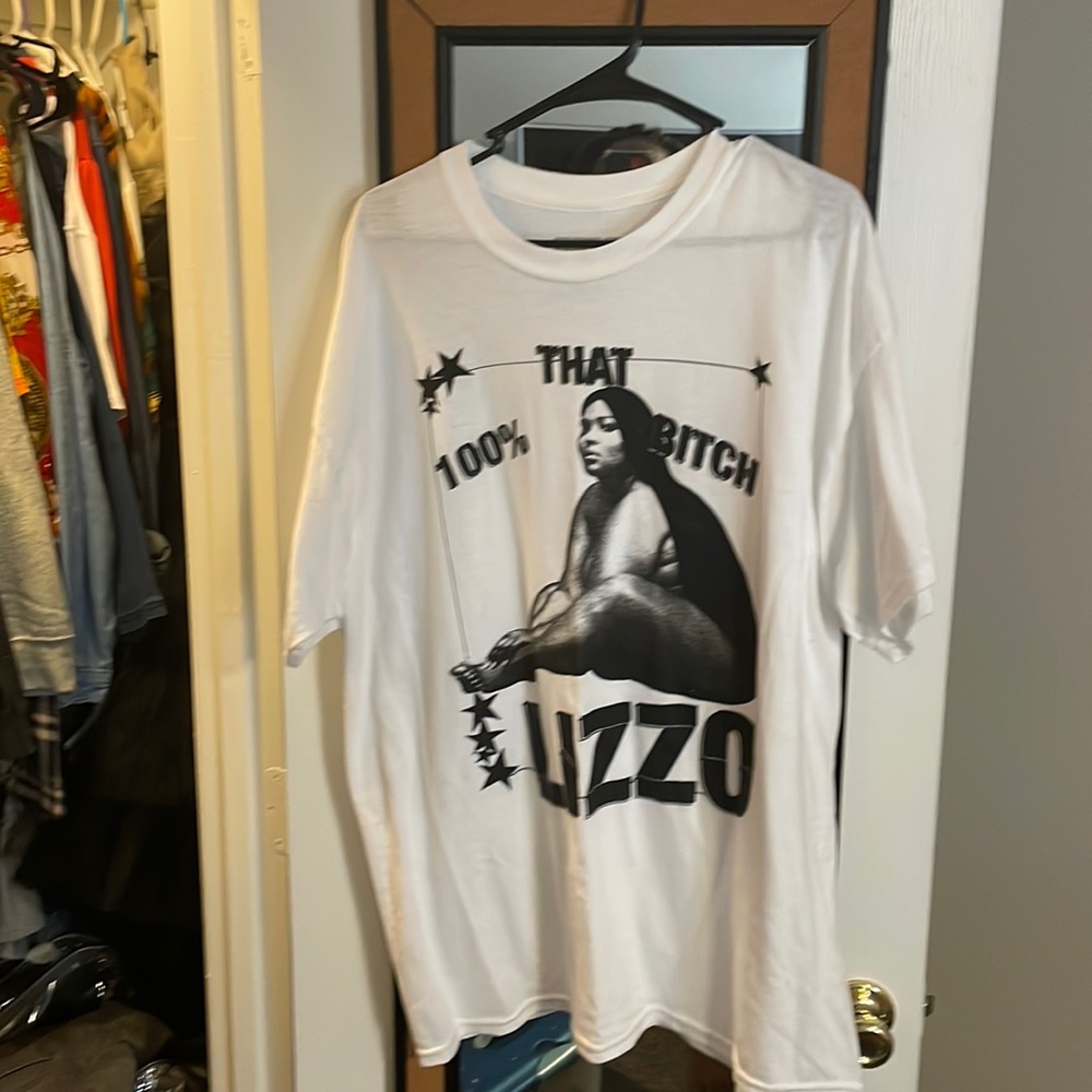 Lizzo t-shirt